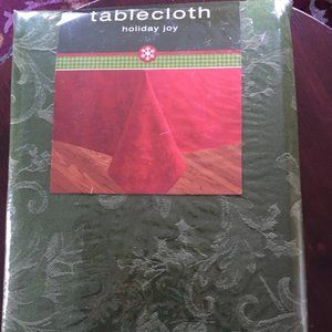 Bed Bath & Beyond Holiday Joy 60"x144" Oblong Olive tablecloth